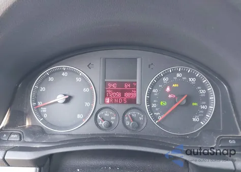 2006 Volkswagen Rabbit z USA, uszkodzony, nr VIN WVWDS71K56W153029